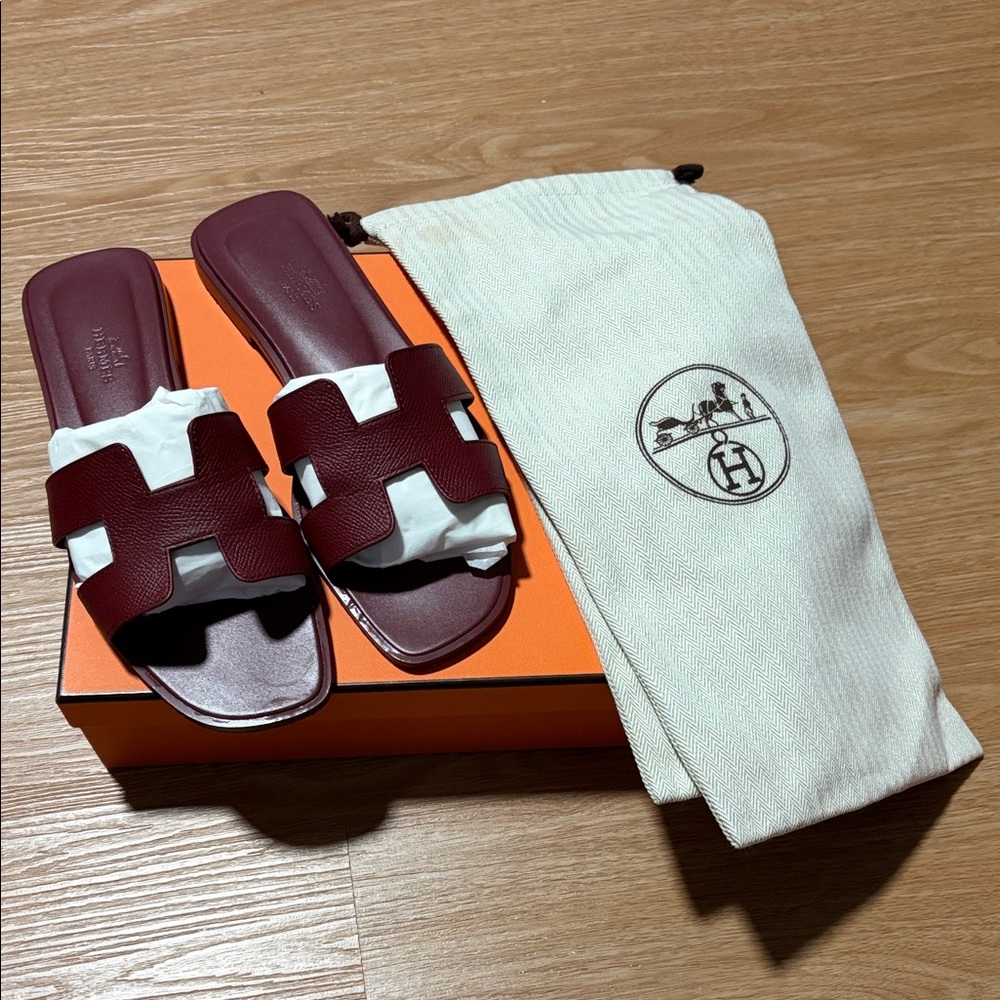 Hermes Burgundy/Maroon Oran H Slide Sandals